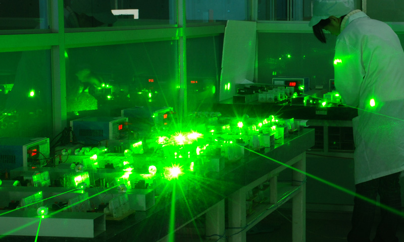 Technology Development and Application Field of Semiconductor Lasers